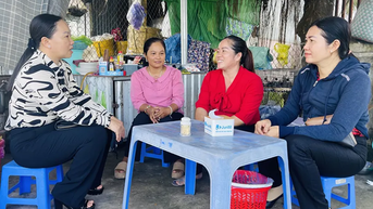 Đồng hành cùng chị em vượt khó
