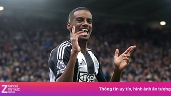 Isak từ chối Al Hilal, Premier League vẫn là đích đến