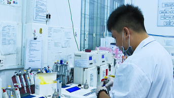 Trung tâm Y tế Phú Quốc xuống cấp, địa phương tính cách nào phục vụ người bệnh, đón APEC?