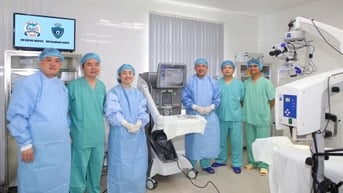 Bệnh viện trung ương Huế vận hành hệ thống mổ võng mạc hiện đại nhất miền Trung