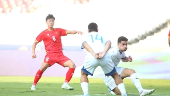 Văn Trường thừa nhận U.23 Việt Nam thiếu cây săn bàn thực thụ, thầy Kim có hành động đặc biệt