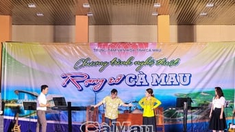 Biểu diễn văn nghệ phục vụ gần 2.000 người dân dịp 27/7