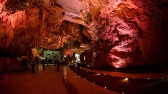 Từ Vịnh Hạ Long đến Hang Ngọc Rồng: Quảng Ninh kể câu chuyện mới về du lịch di sản
