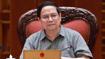 នាយក​រដ្ឋមន្ត្រី​៖ សាងសង់​សាលារៀន​១០០​ខ្នង​នៅ​ឃុំ​ជាប់​ព្រំដែន​បាន​លឿន និង​ក្លាហាន​