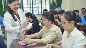 65 học viên tham gia chương trình đào tạo liên tục nuôi con bằng sữa mẹ