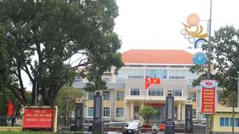 សមាជិកបក្ស "ផ្តល់ដំបូន្មាន" ដើម្បីអភិវឌ្ឍសង្កាត់លេខ ១ បាវឡុក