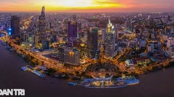 Chính phủ đang họp với loạt "ông lớn" bất động sản, chứng khoán