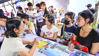 ការចូលរៀនឆ្នាំ 2025៖ ភាពច្របូកច្របល់ក្នុងការបំប្លែងពិន្ទុចូលរៀន
