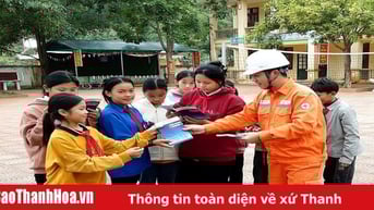 Nắng nóng gay gắt, người dân chủ động sử dụng điện tiết kiệm, tránh hóa đơn tiền điện tăng cao
