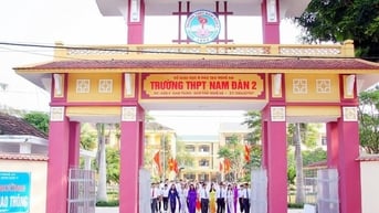 Thí sinh chỉ cần trung bình chưa đến 1 điểm mỗi môn đã đỗ vào lớp 10 THPT công lập