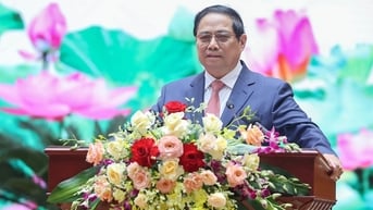 Không để bị động, bất ngờ về chiến lược quốc phòng
