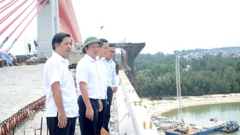 Nắm bắt khó khăn, kịp thời khắc phục