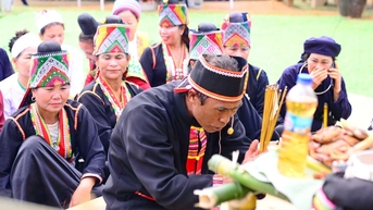 ក្រសួងវប្បធម៌ កីឡា និងទេសចរណ៍ គាំទ្រដល់ការអភិរក្ស និងផ្សព្វផ្សាយវប្បធម៌អរូបីរបស់ជនជាតិភាគតិចដែលមានហានិភ័យនៃការផុតពូជ។