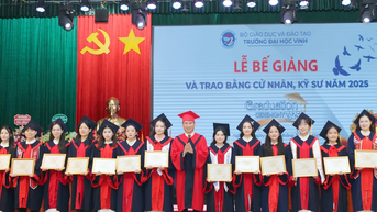 Trường Đại học Vinh tổ chức bế giảng và trao bằng tốt nghiệp năm 2025