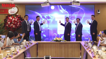 [Video] Sàn giao dịch Khoa học và công nghệ Việt Nam vận hành chính thức