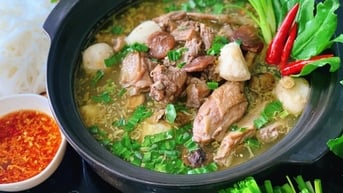 Sấu vào mùa giá rẻ, tranh thủ mua về làm ngay các món ăn cứ có thêm sấu là 'ngon gấp bội', giải nhiệt cực tốt này