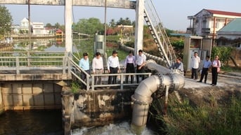 Bảo vệ tài nguyên, môi trường thích ứng với biến đổi khí hậu