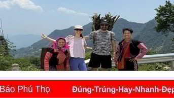 Chàng trai H’Mông xây giấc mơ du lịch ở thung lũng mây