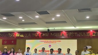 Sở GD-ĐT TP HCM công bố nhiều quyết định về cán bộ sau hợp nhất