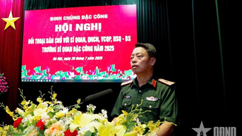 Binh chủng Đặc công tổ chức đối thoại dân chủ