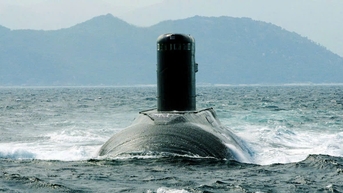 Trực thăng, tàu ngầm Kilo 636 luyện tập diễu binh trên biển dịp Quốc khánh 2/9