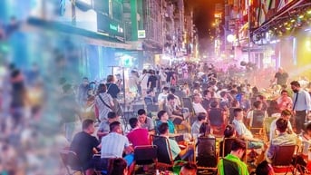 Phố Bùi Viện: Đã đến lúc trở về đúng nghĩa 'phố Tây'