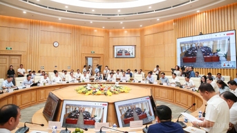 ក្រសួងឧស្សាហកម្ម និងពាណិជ្ជកម្ម នឹងធ្វើការបណ្តុះបណ្តាលប្រចាំសប្តាហ៍ ដើម្បីធានាបាននូវប្រតិបត្តិការប្រកបដោយភាពរលូន នៅពេលអនុវត្តរដ្ឋាភិបាលមូលដ្ឋានពីរកម្រិត។