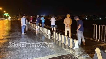 Khẩn trương khắc phục sự cố trên cầu Thái Bình do giông lốc