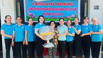 ប្រគល់ផ្ទះសប្បុរសធម៌ដល់ស្ត្រីក្នុងគ្រាលំបាក