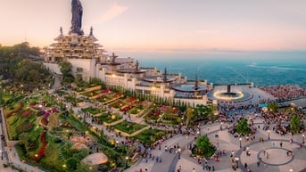 Khu Du lịch núi Bà Đen ngày càng hấp dẫn du khách