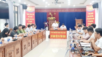 Lãnh đạo thành phố Đà Nẵng làm việc về công tác dân tộc, tôn giáo và miền núi