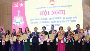 Công bố quyết định thành lập Ủy ban MTTQ Việt Nam tỉnh Lâm Đồng và công tác nhân sự