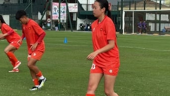 Tiền đạo Việt kiều có chiều cao lý tưởng, thử sức ở U.20 nữ Việt Nam