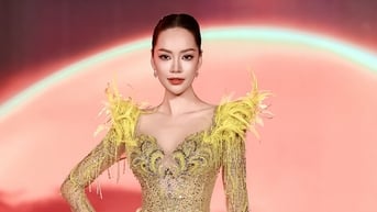 Nhà thiết kế của những hoa hậu tấn công thị trường thời trang Trung Quốc