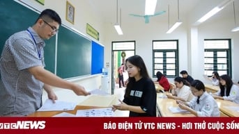 Lộ diện 21 thủ khoa thi vào lớp 10 Hà Nội 2025