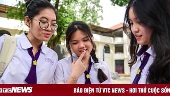 'Du học 4 năm, tôi chỉ làm đúng 35/40 câu hỏi đề tiếng Anh thi tốt nghiệp THPT'