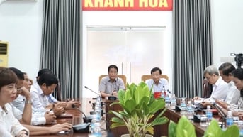 Tiếp tục phát triển toàn diện y dược cổ truyền