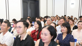 Vietinbank Đắk Nông phổ biến chính sách thuế cho 300 khách hàng