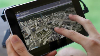 Nhiều người tải nhầm ứng dụng giả Google Maps khi 'tìm lại ký ức xưa' trên Street View