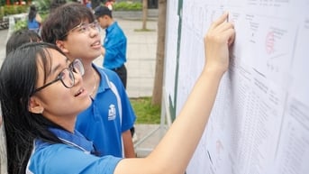 'Lộ diện' các thủ khoa vào lớp 10 của Hà Nội