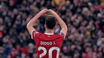 Liverpool treo vĩnh viễn áo số 20 của Diogo Jota