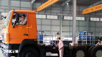 Bảng giá tính lệ phí trước bạ điều chỉnh, bổ sung đối với ôtô, xe máy
