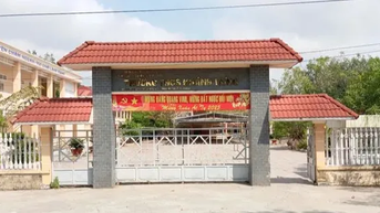 ករណី​វិន័យ​គ្រូ​បំពាន​បទបញ្ញត្តិ៖ នាយក​សាលា​ផ្ទេរ​គ្រូ​ស្នាក់នៅ