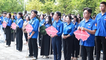 សិស្សានុសិស្សរាប់ពាន់នាក់ចូលរួមយុទ្ធនាការស្ម័គ្រចិត្ត "រដូវក្តៅបៃតង"