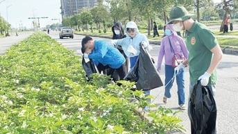 Tăng cường mối quan hệ, dựa vào Nhân dân để xây dựng Đảng