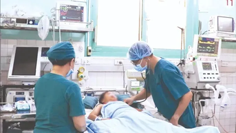 Liên tiếp cấp cứu trẻ em bị tai nạn dịp hè