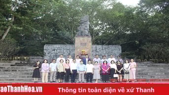 Đa dạng hành trình du lịch “về nguồn”