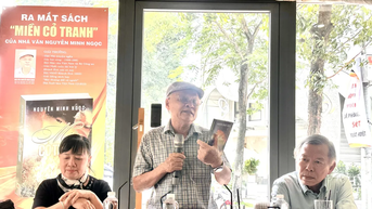 Nhà văn Nguyễn Minh Ngọc ra mắt tiểu thuyết "Miền cỏ tranh"