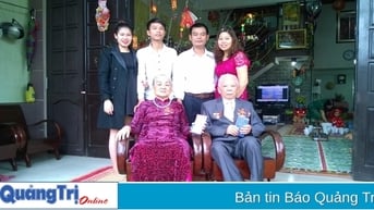 Không còn hai quê...