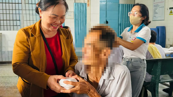 Chia sẻ yêu thương với bệnh nhân tâm thần